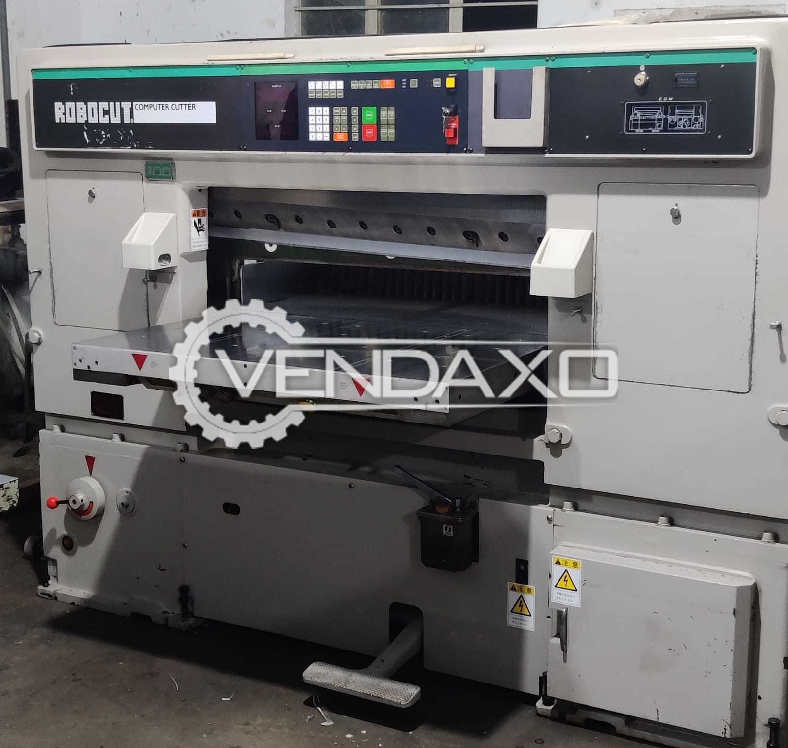 ITOTEC Robocut 100 Paper Cutting Machine - 40 Inch