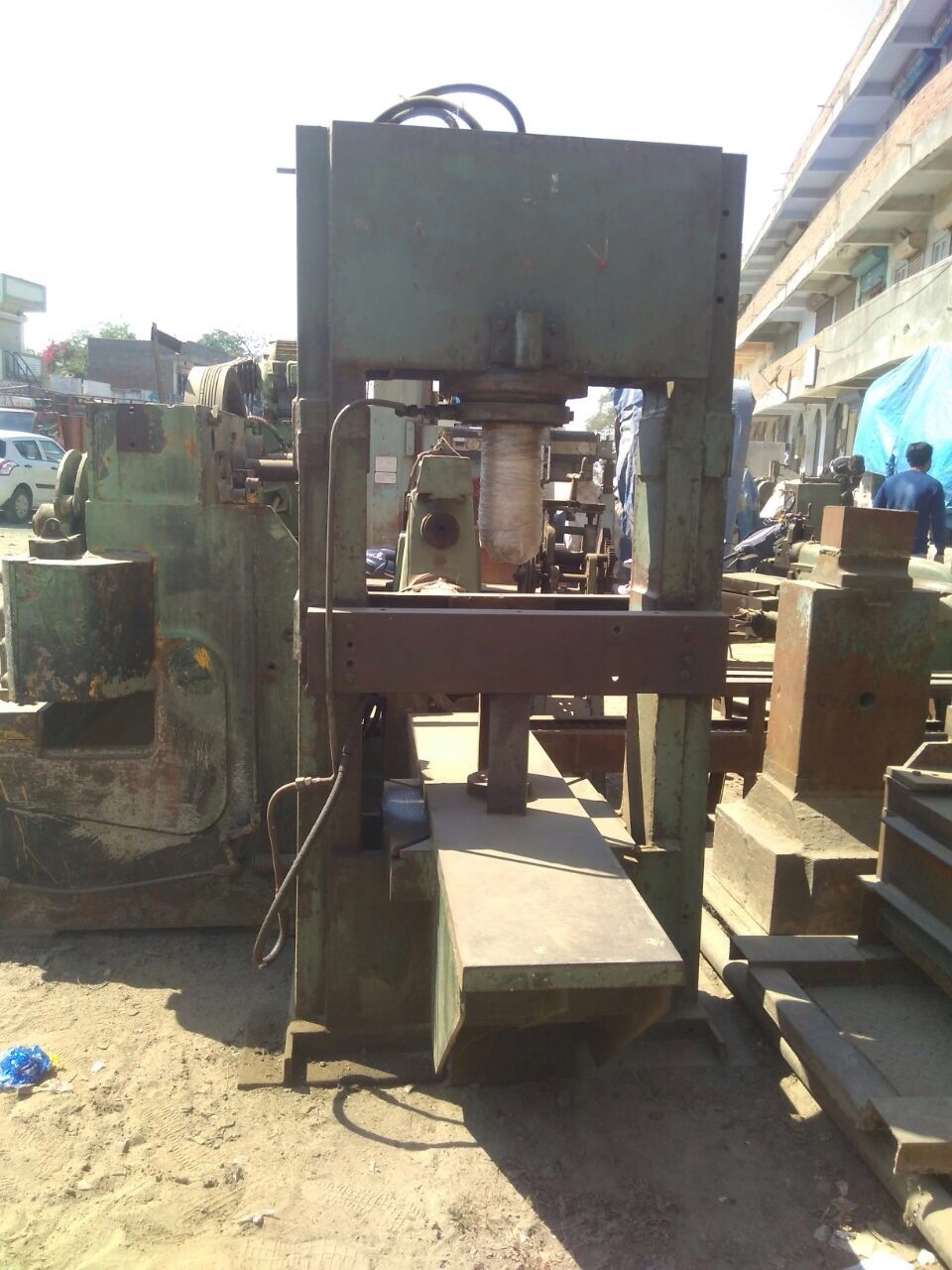 Hydraulic Press- 100 ton