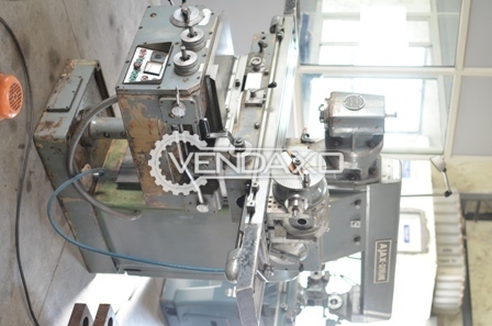 Used Ajax Universal Milling Machine With Dividing Head 1100 X